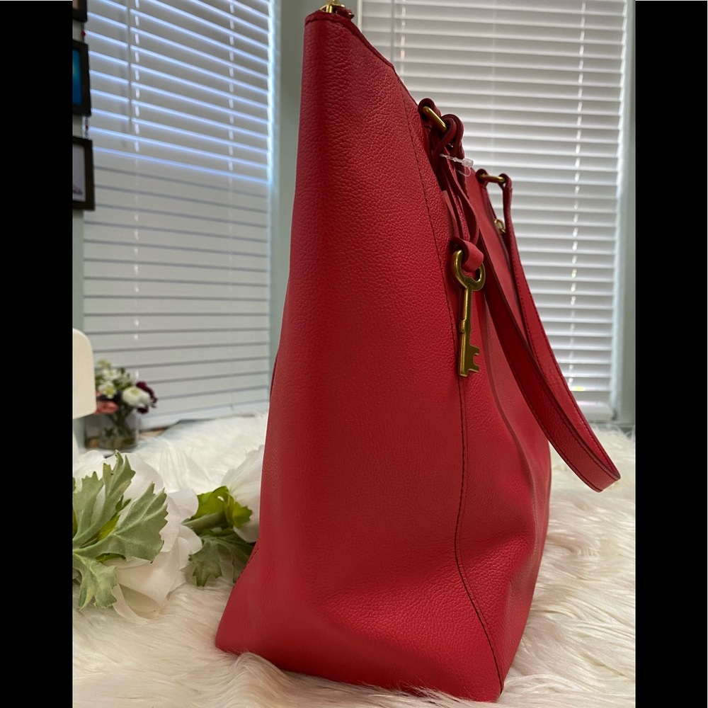 NWT FOSSIL Tara Shopper - Picture 7 of 14